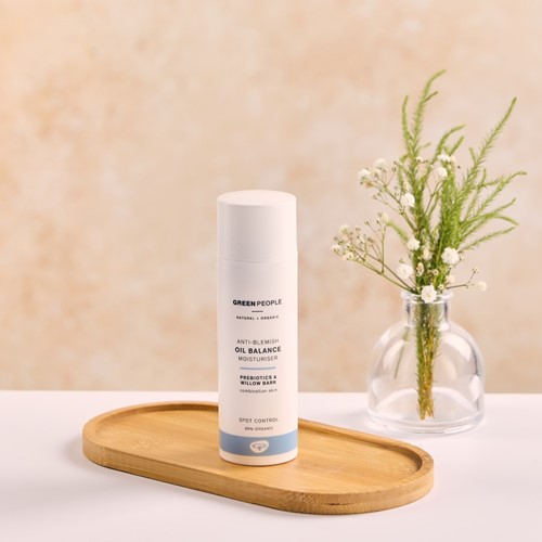 Green People Oil Balance Moisturiser-3
