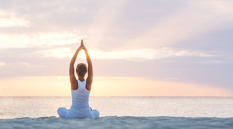 De invloed van stress op je huid en hoe yoga hierbij een positieve bijdrage kan leveren