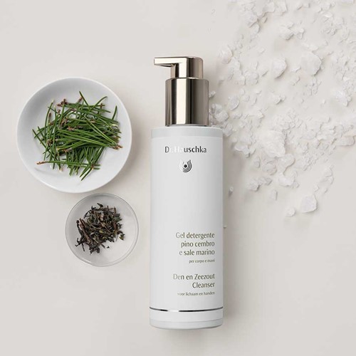 Dr. Hauschka Den en Zeezout Cleanser -2