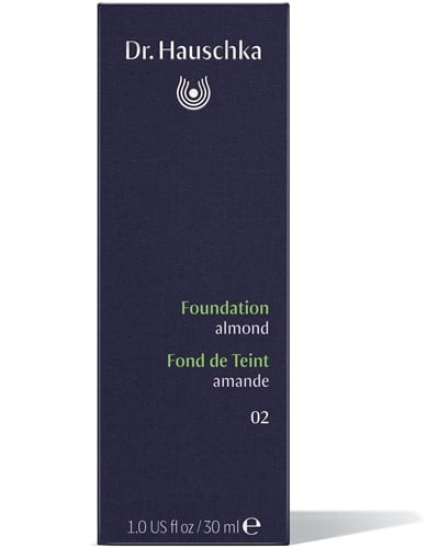 Dr. Hauschka Foundation 02 almond