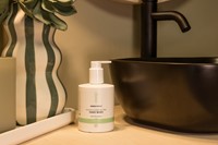 Green People Manuka & Lemon Handwash-2