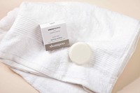 Green People Scent Free Repairing Anti-Frizz Shampoo Bar-2