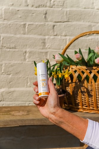 Green People Scent Free Mineral Sun Cream SPF30-2