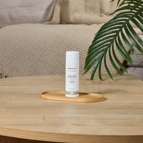 Green People Parfumvrije Face & Neck Serum-3