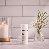Green People Age Defy+ Tinted DD Cream SPF15 - Light -2