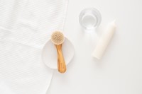 Loïs Lee Facebrush-2