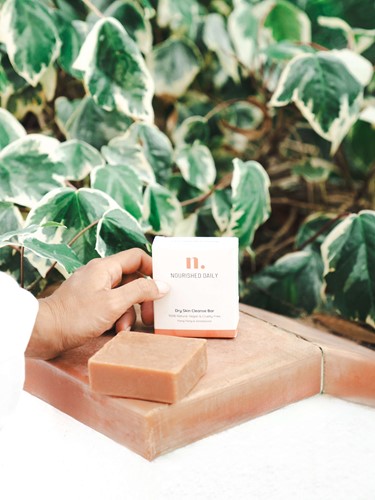 Nourished Daily Dry Skin Cleanse Bar-3