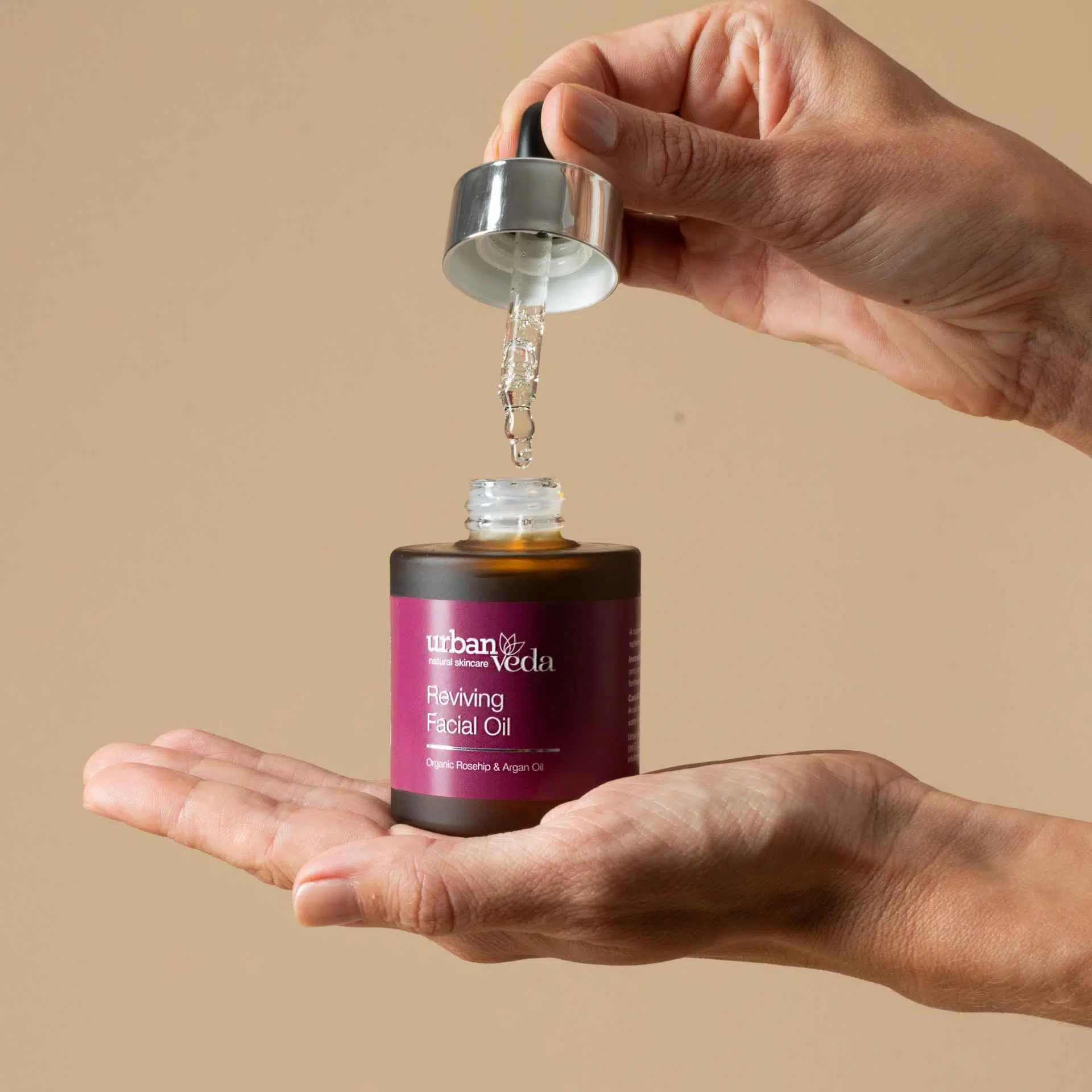 Urban Veda Reviving Facial Oil-2